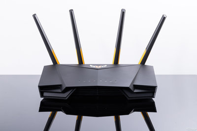 华硕WiFi 6路由器 不只是快，更是畅享未来网络的旗舰之选